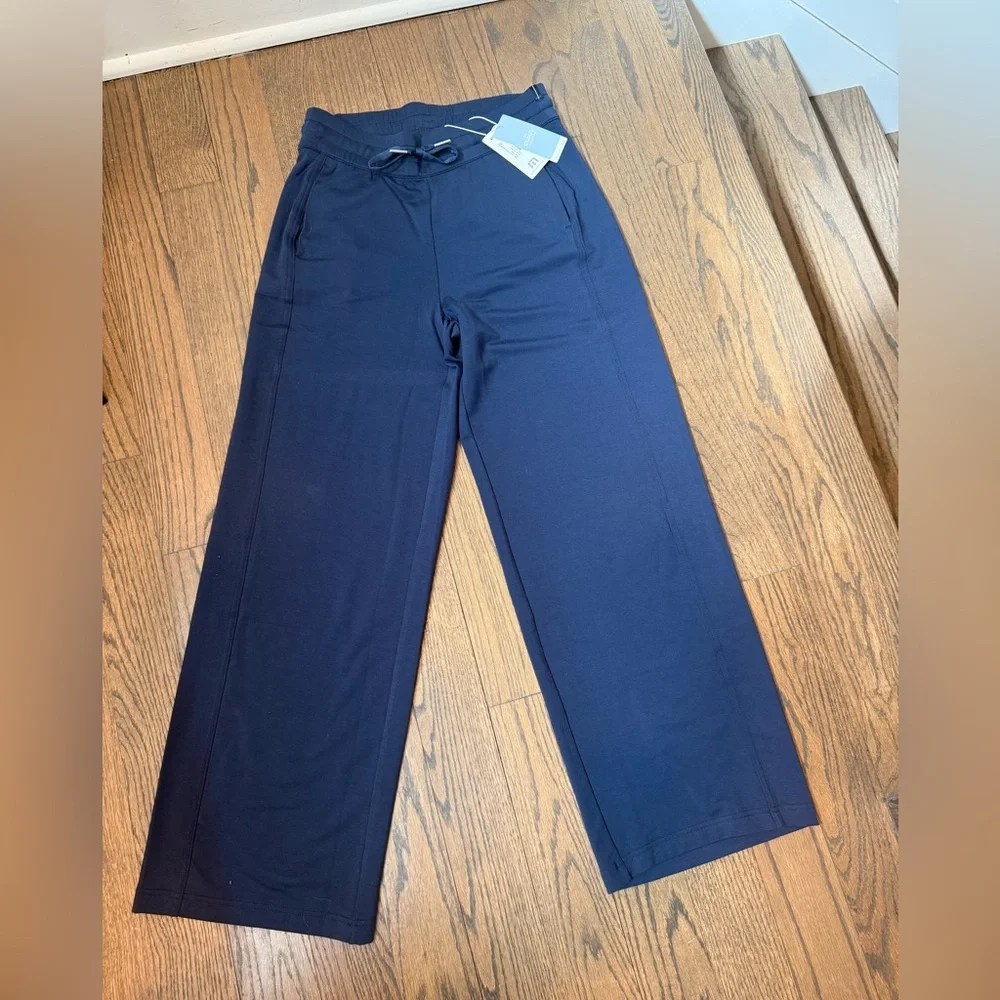 NWT Sz S Travis Mathew Navy Cloud Terry Wide-Leg Jogger Pants - Lightweight - Picture 2 of 5